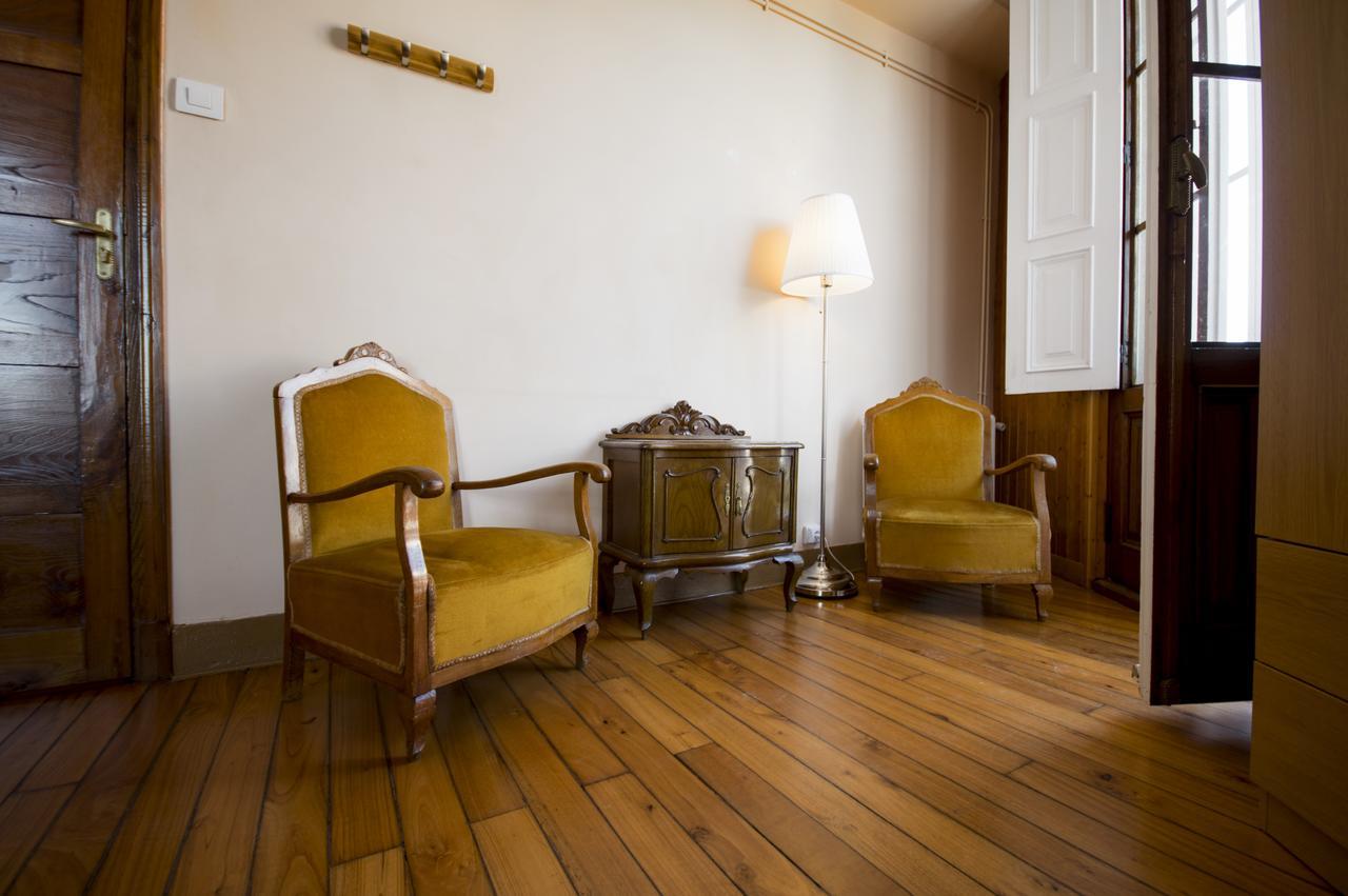Pensión La De La Casona De *