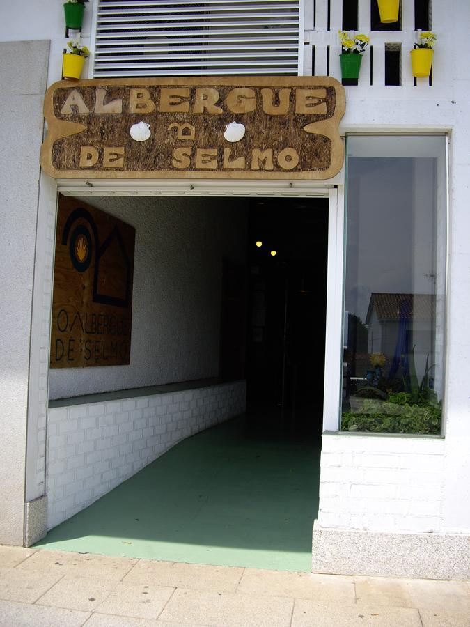 O De Selmo *