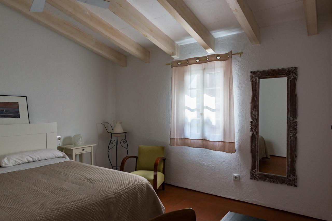 Cal Bisbe Holiday home