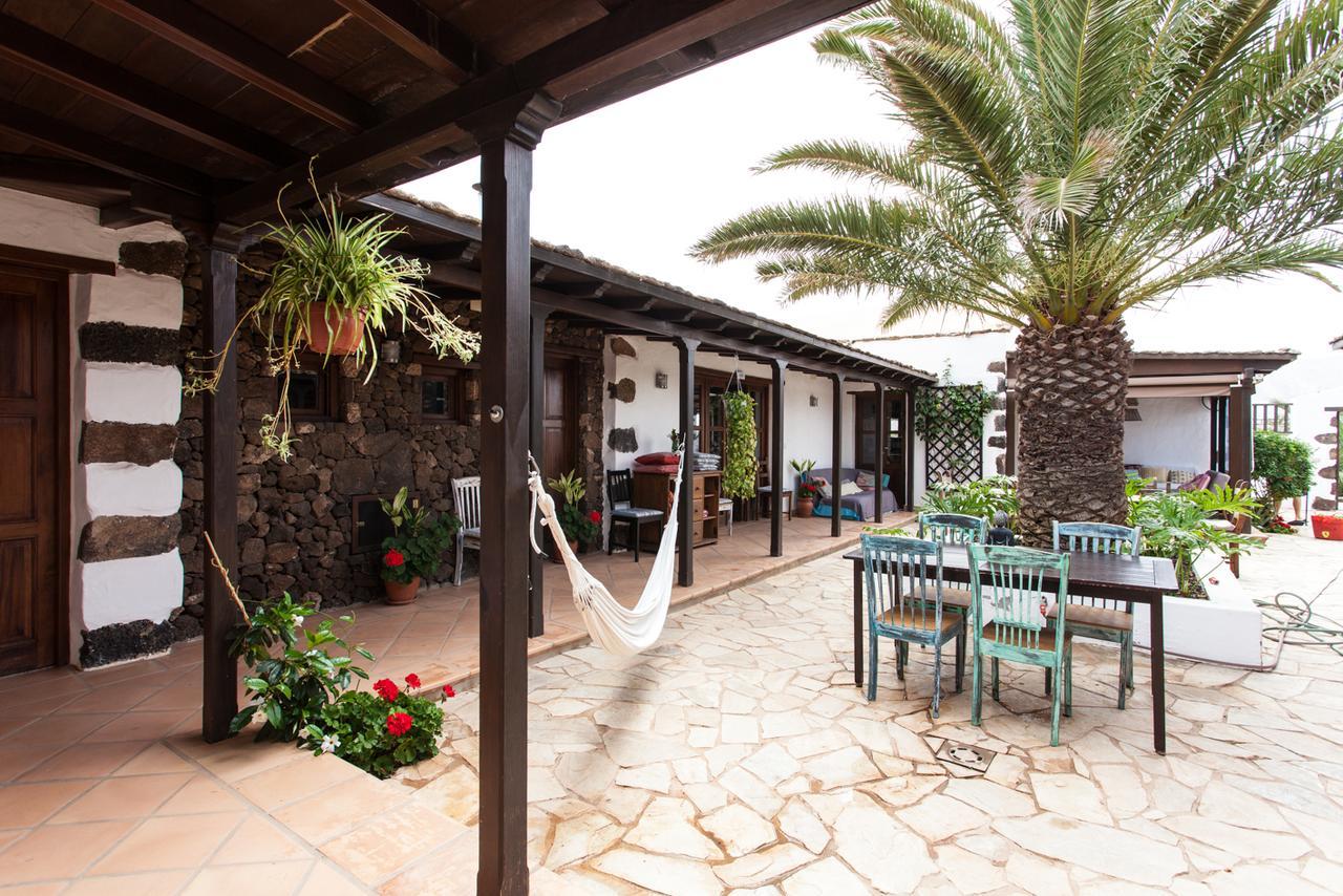 Azulfit Surya Yoga & Pilates Retreat La Oliva