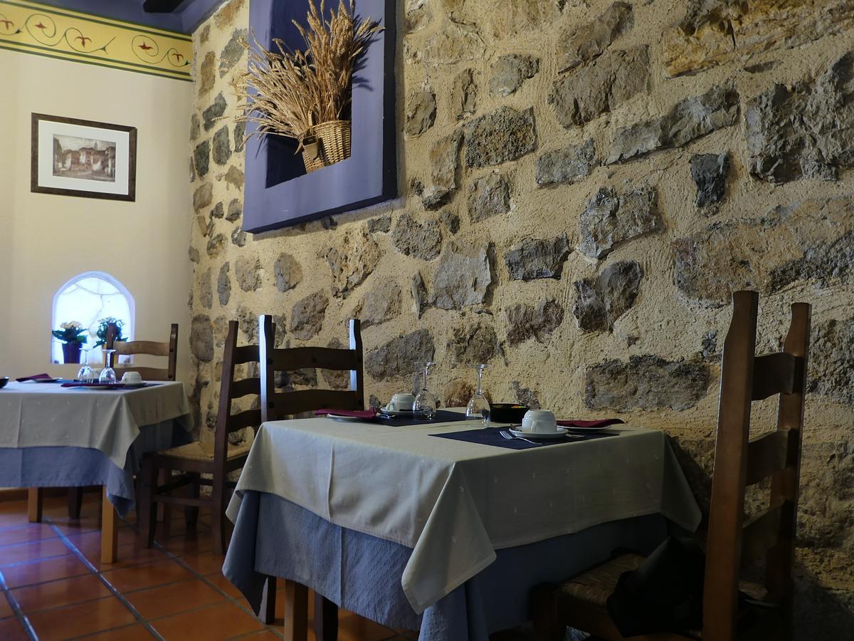 Hotel Del Adarve