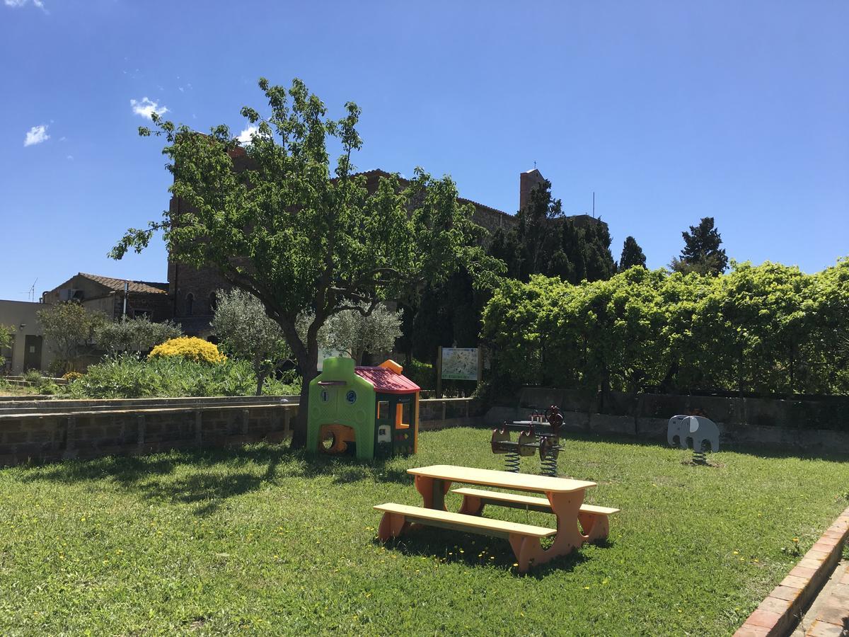 Hostel Alberg Solidanca *