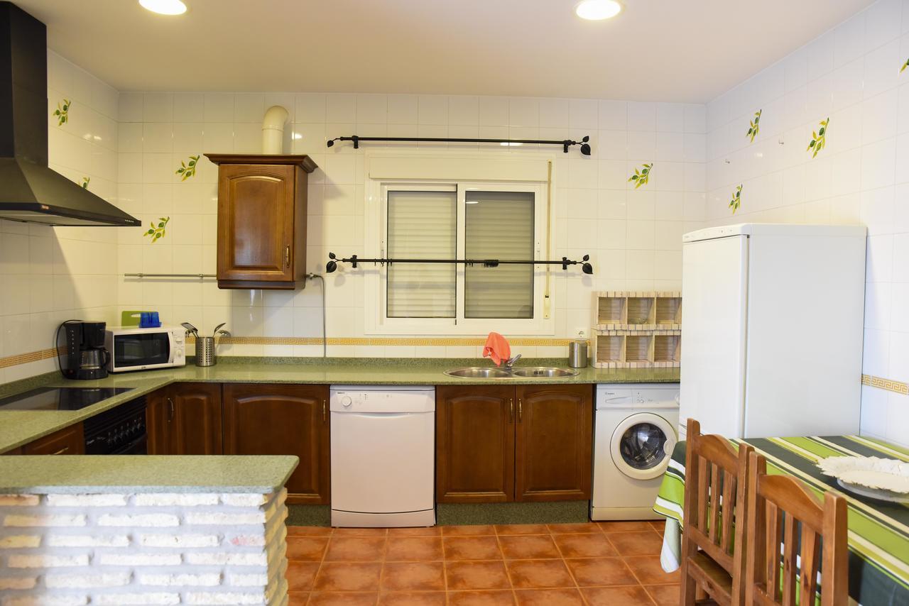 Villas Perez Zara * Conil De La Frontera