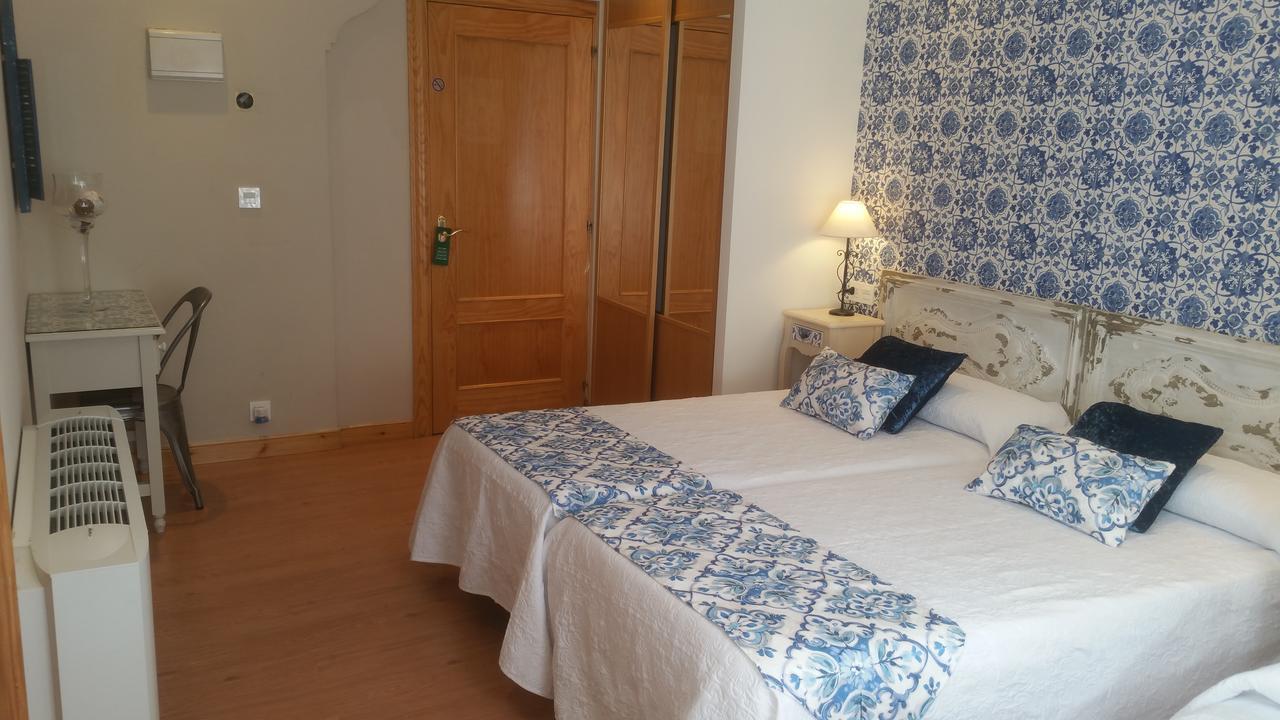 Guest house Hosteria De Castro 3*