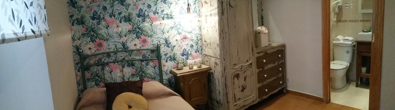 Guest house Hosteria De Castro 3*