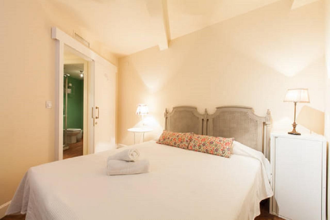Cathedral House 2*