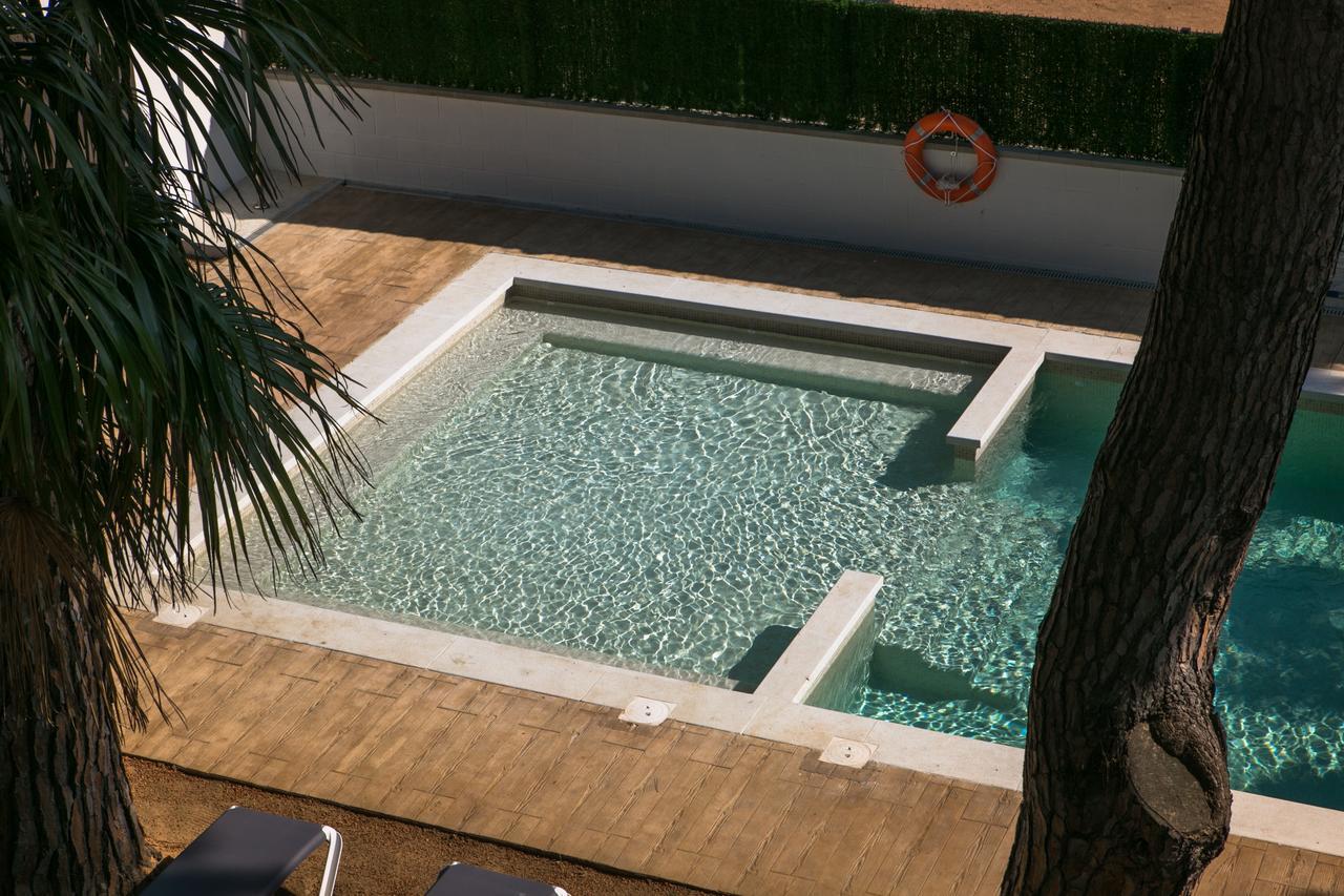 Rvapartaments Benelux * Platja d'Aro
