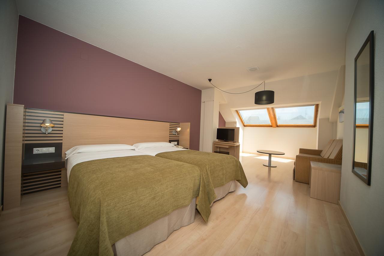 Hotel Oroel &