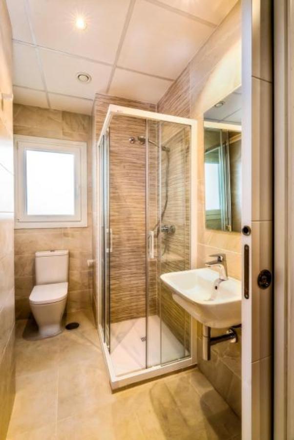 A2c (adults Only) Hostel