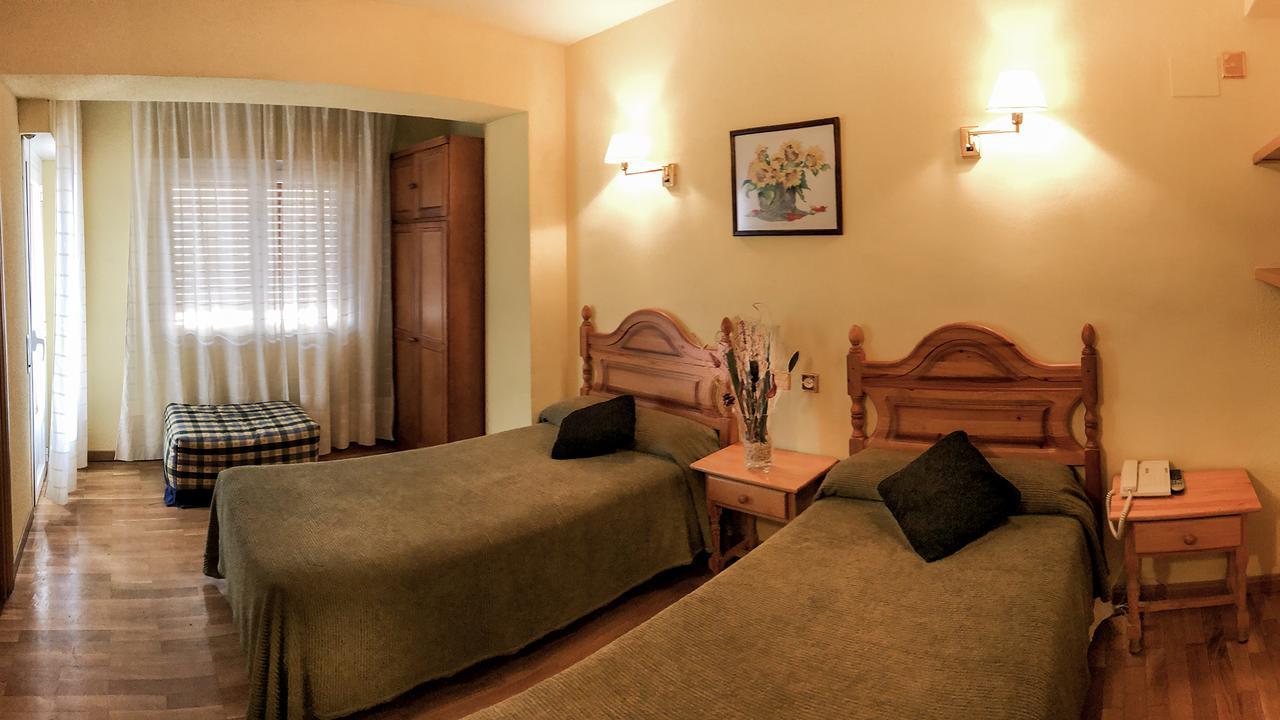 A Nieu Hotel Jaca