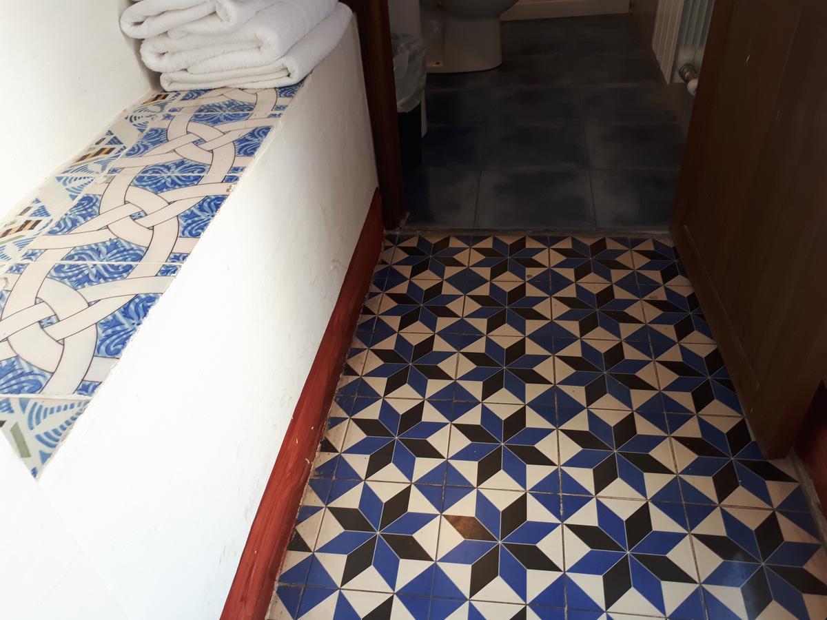 Fonda Del Tozal Pensión 3*