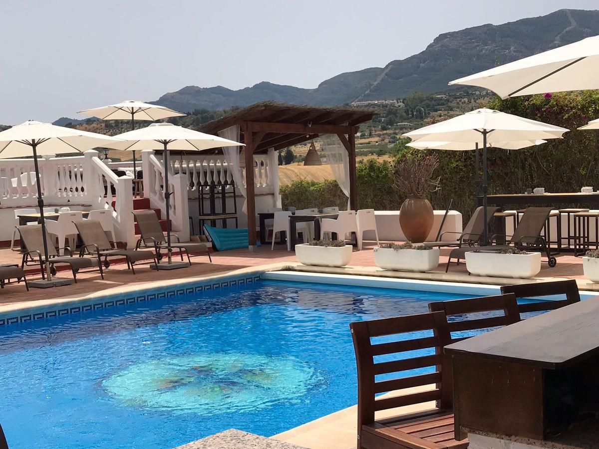 Cortijo Andaluz Bed and breakfast