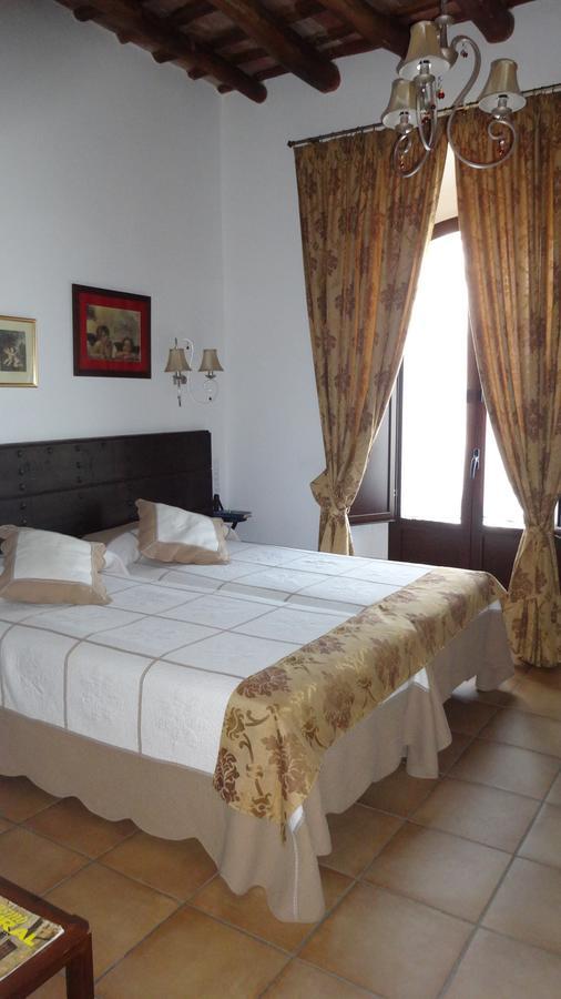 Hotel La Del Infante 3*