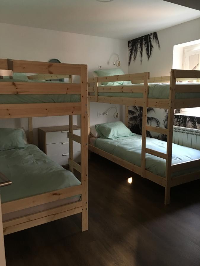 Cocos Surfhouse Hostel San Juan De La Arena