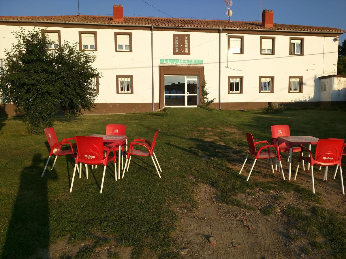 Residencial El Cuartel Hostal Granon