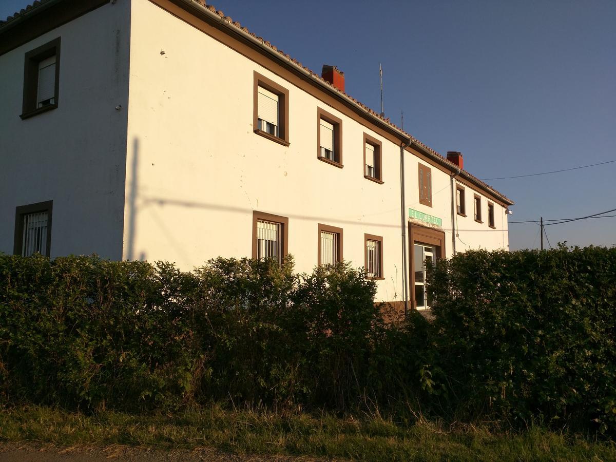 Hostal Residencial El Cuartel