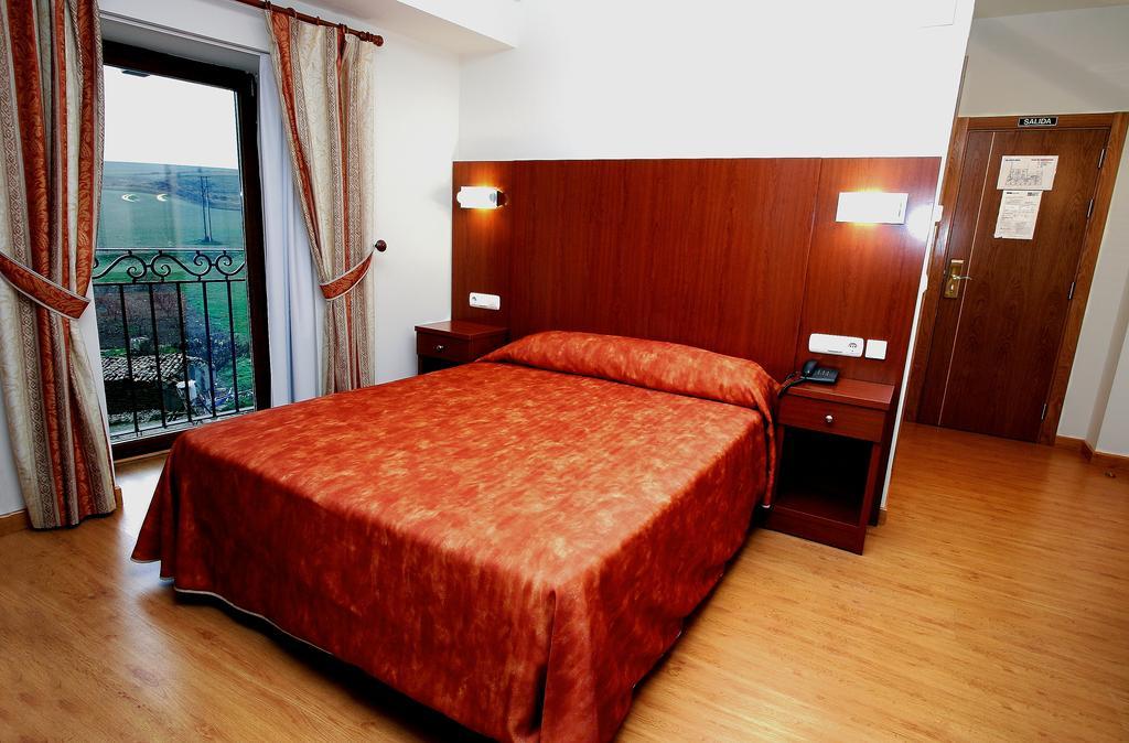Agorreta Hotel Salinas De Pamplona