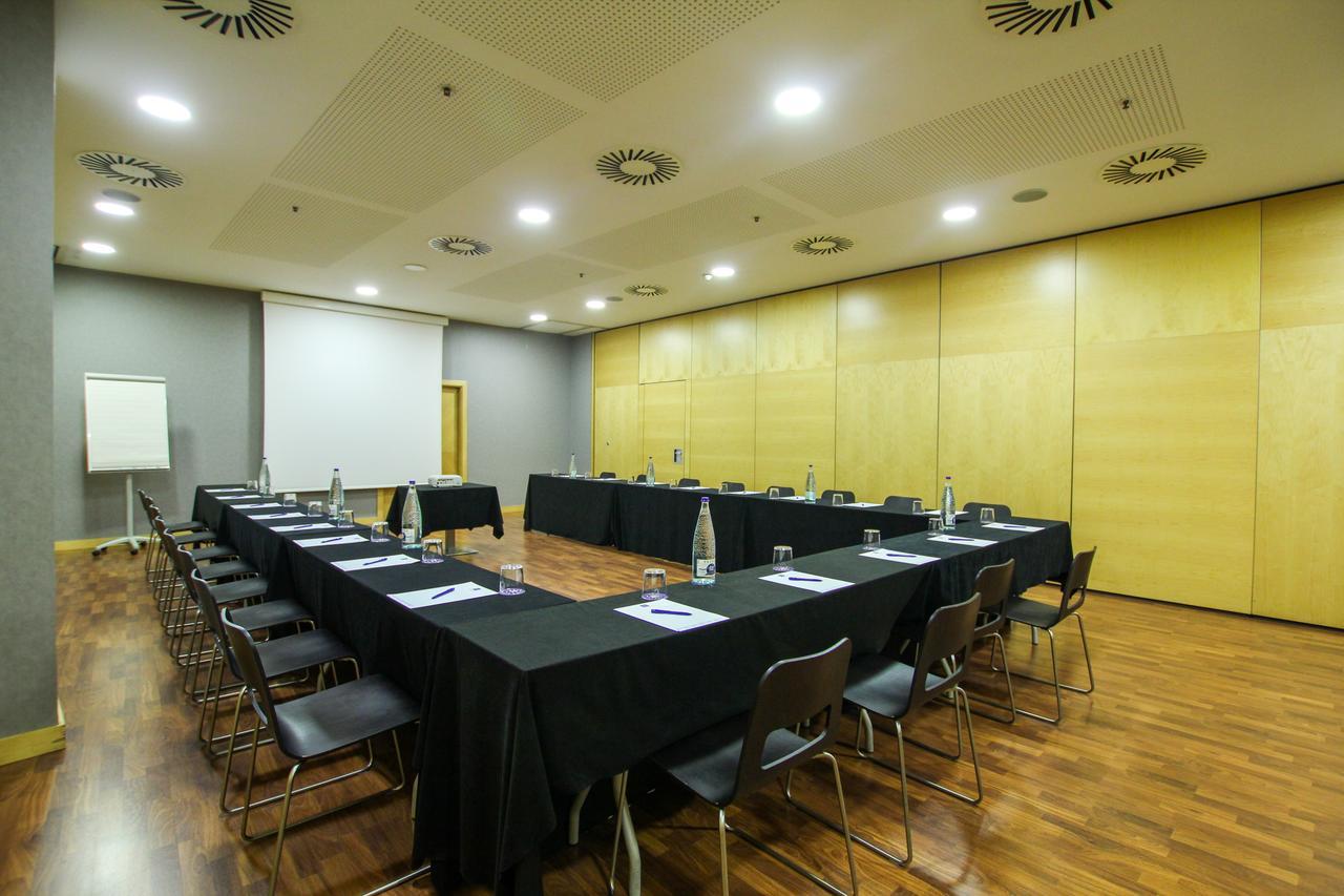 Eurohotel Barcelona Granvia Fira 4*