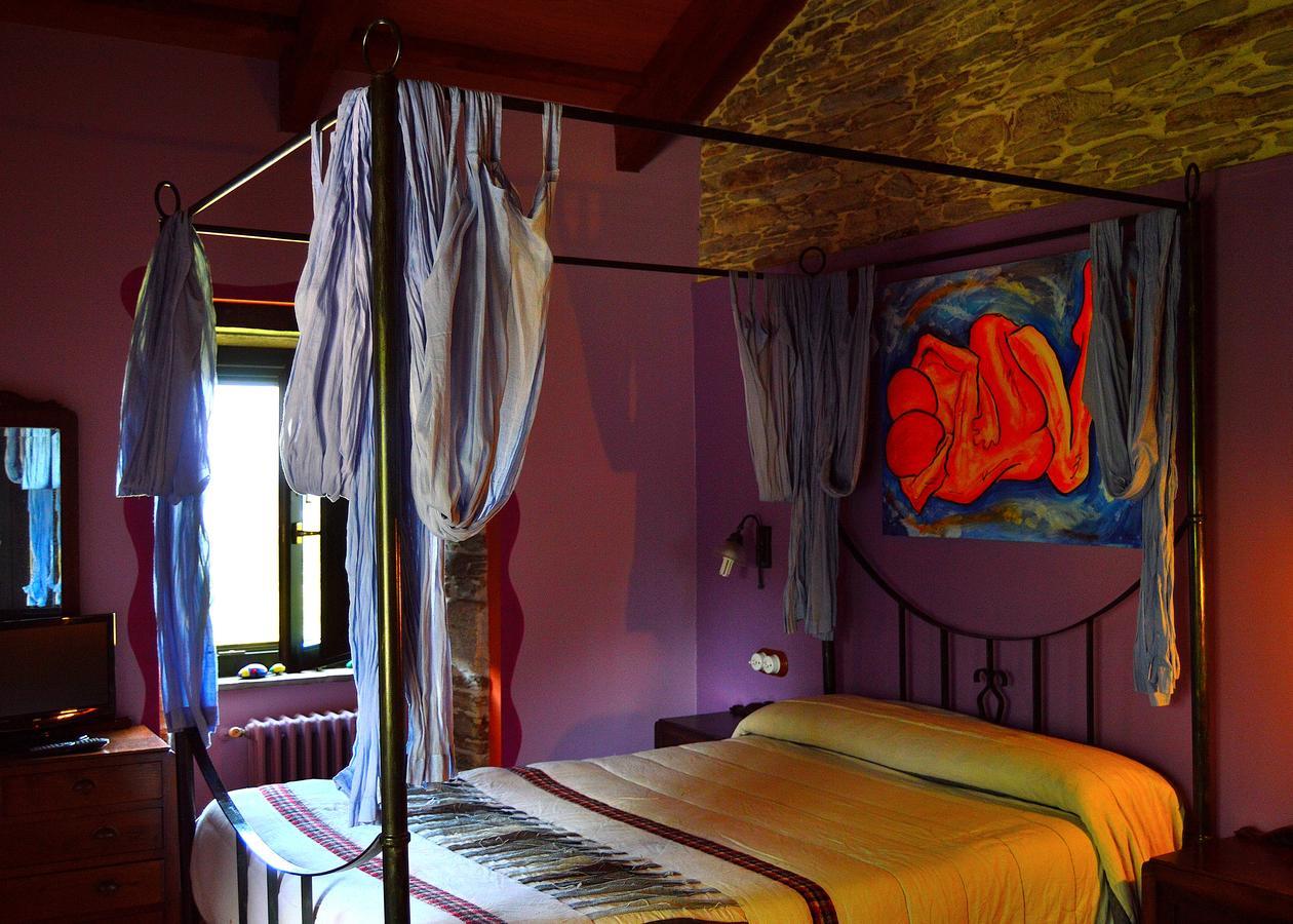 Casa De Baixo Hotel 2*