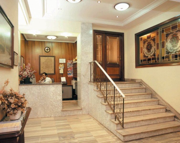 Hotel Castellano Centro 2*