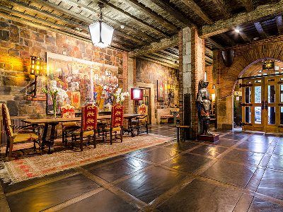 Temple Hotel 4*