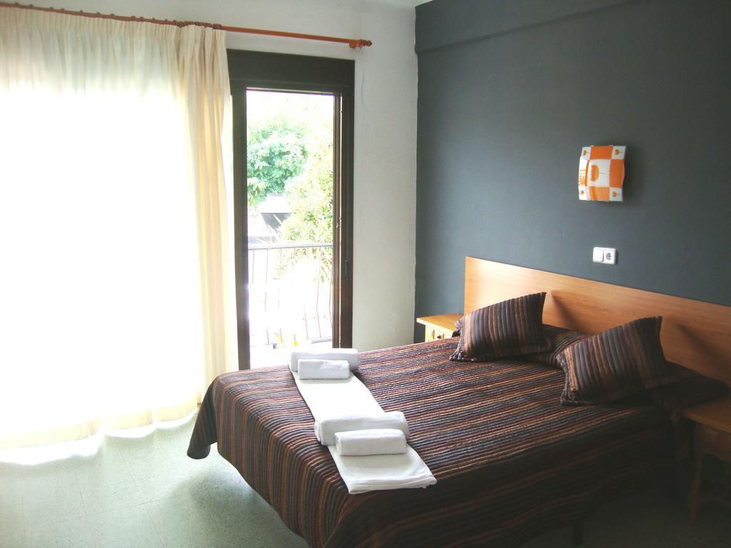 La Marina 2*