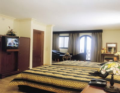 Park Plaza Apartahotel