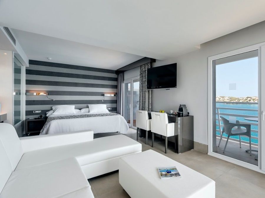 Hotel Occidental Menorca 4*