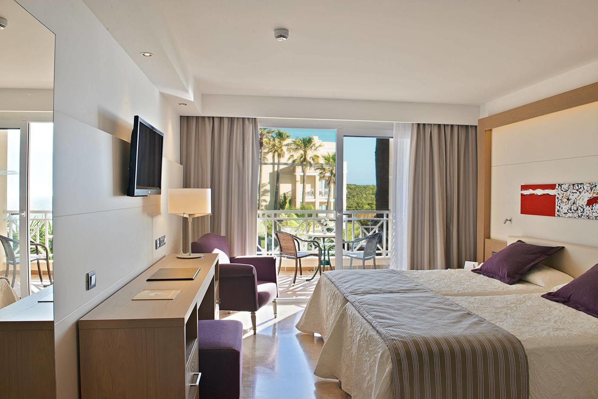 Hipotels Playa La Barrosa - Adults Only 4* Chiclana de la Frontera