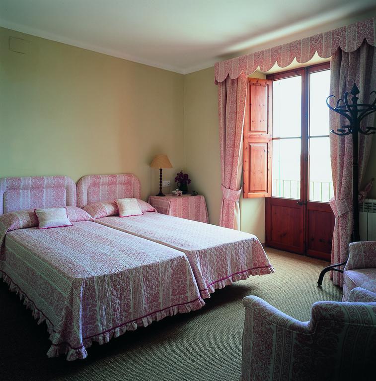 Farm stay Agroturismo Sa Rota D' En Palerm *