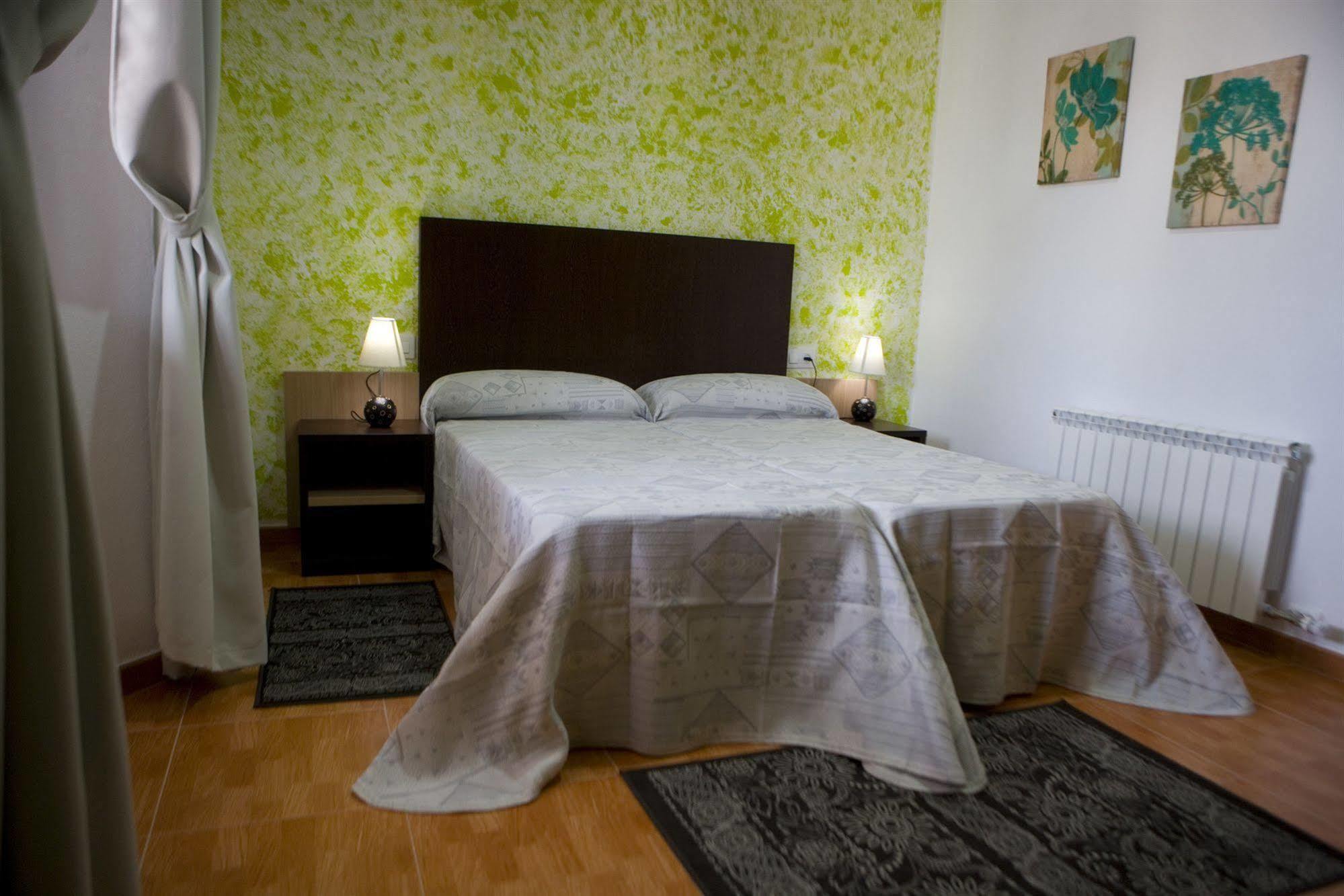 Aparthotel Can Gallart 3*