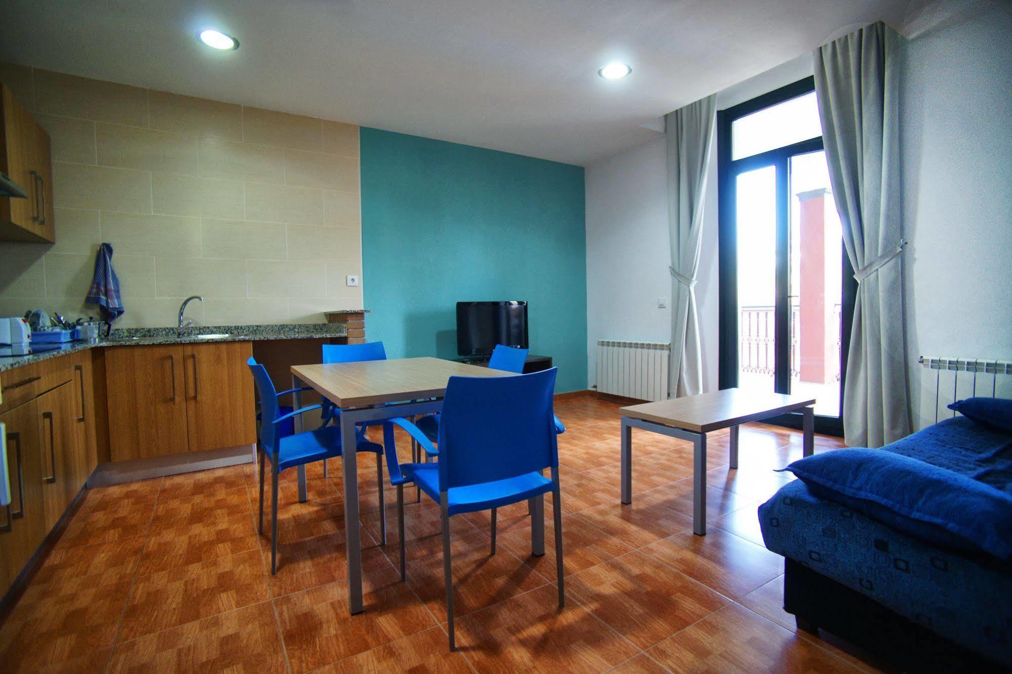 Aparthotel Can Gallart 3*