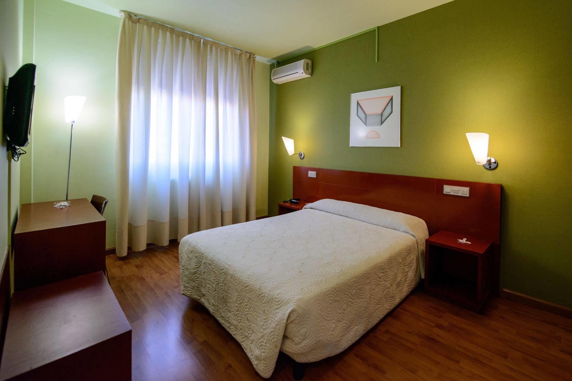 El Paso Honroso Hotel
