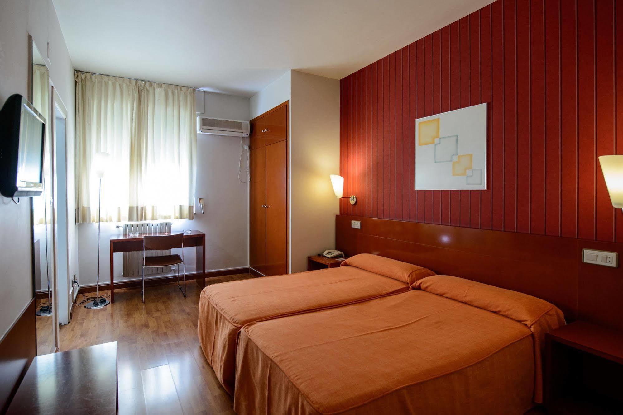 El Paso Honroso Hotel Hospital de Órbigo