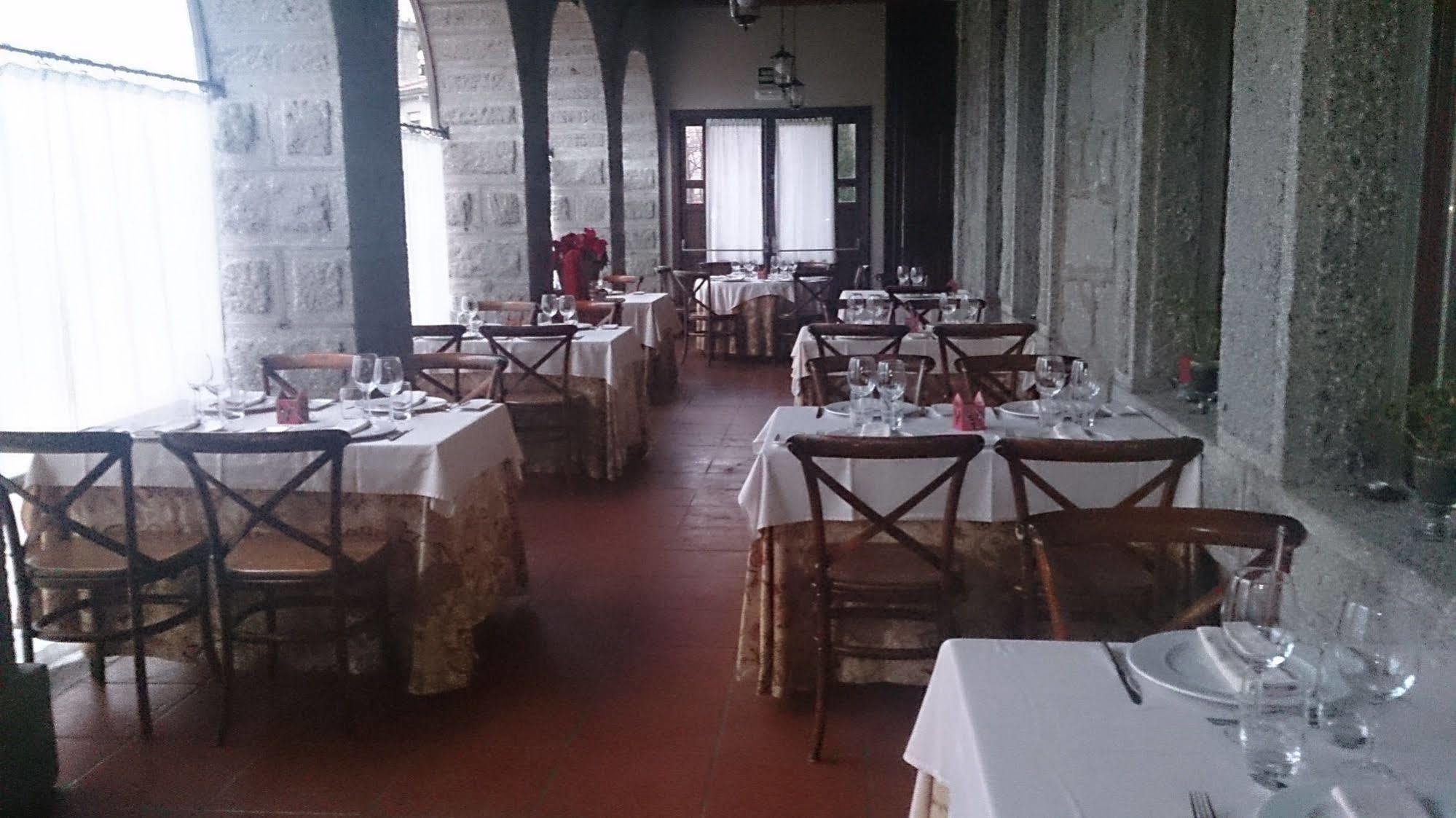 Real Restaurante El Linar Del Zaire 4* Burgohondo