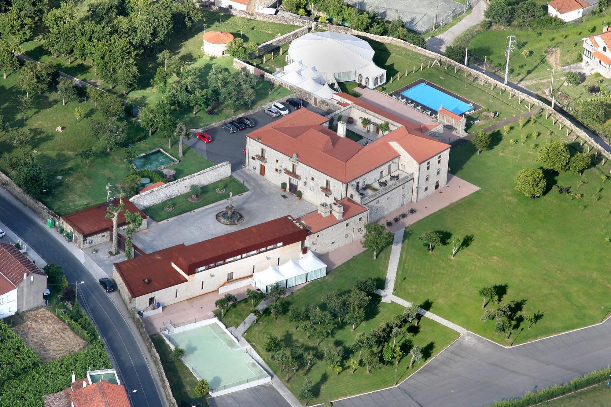 Hotel Pazo De Lestrove By De Compostela