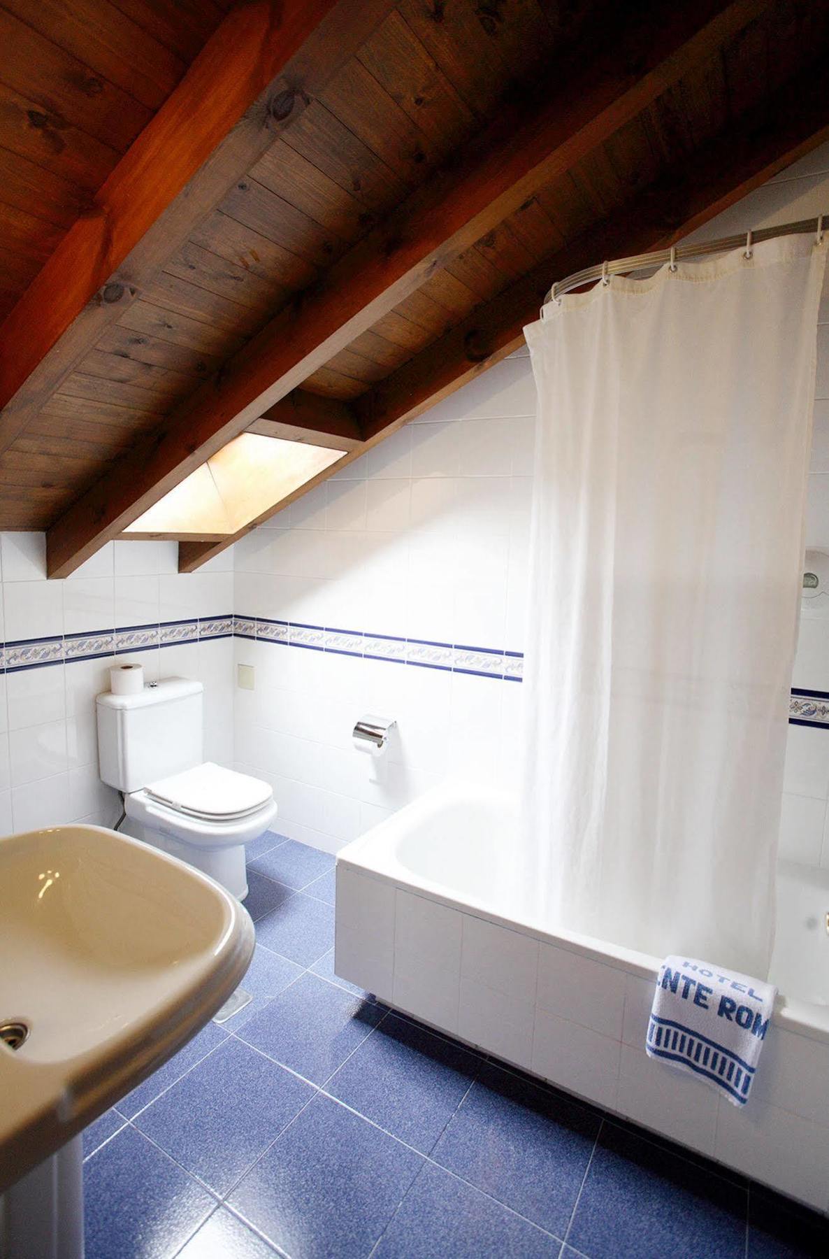 Hotel Puente Onís