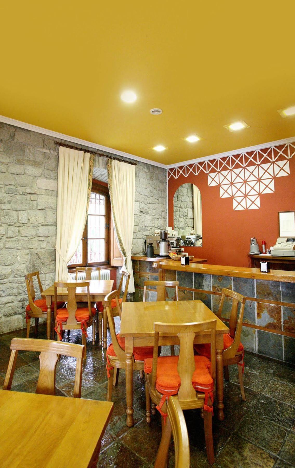 Puente Hotel Onís