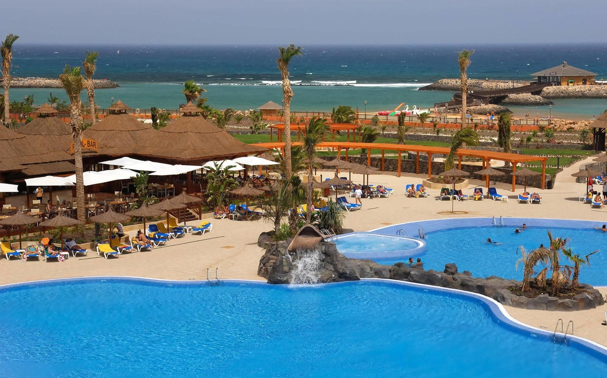Elba Carlota & Golf 4*