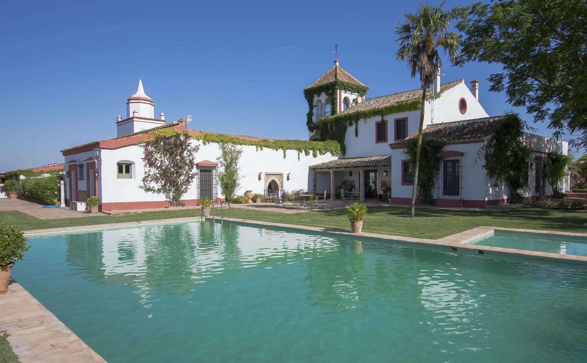 Hacienda De Oran Country house Utrera