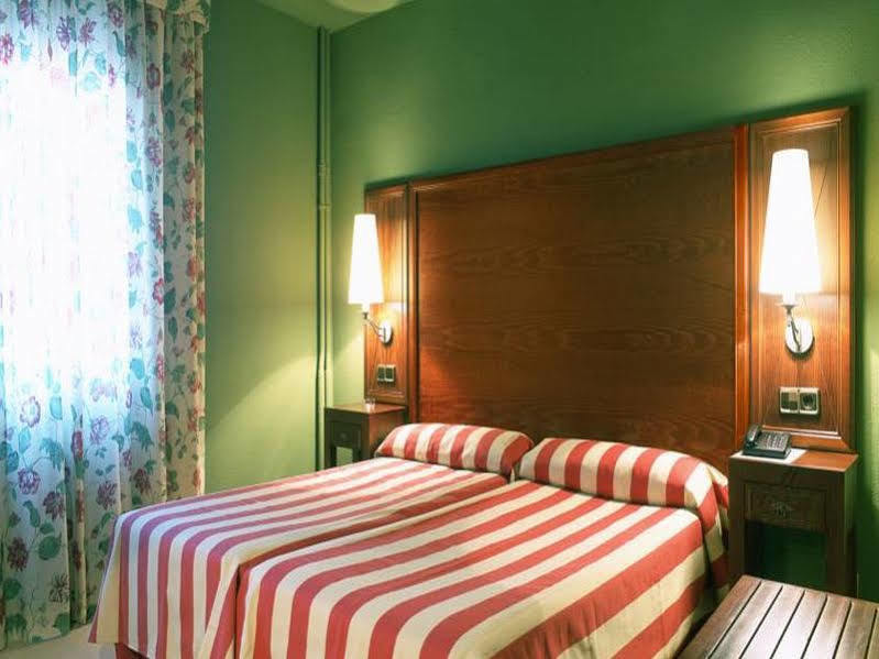 Urogallo Hotel