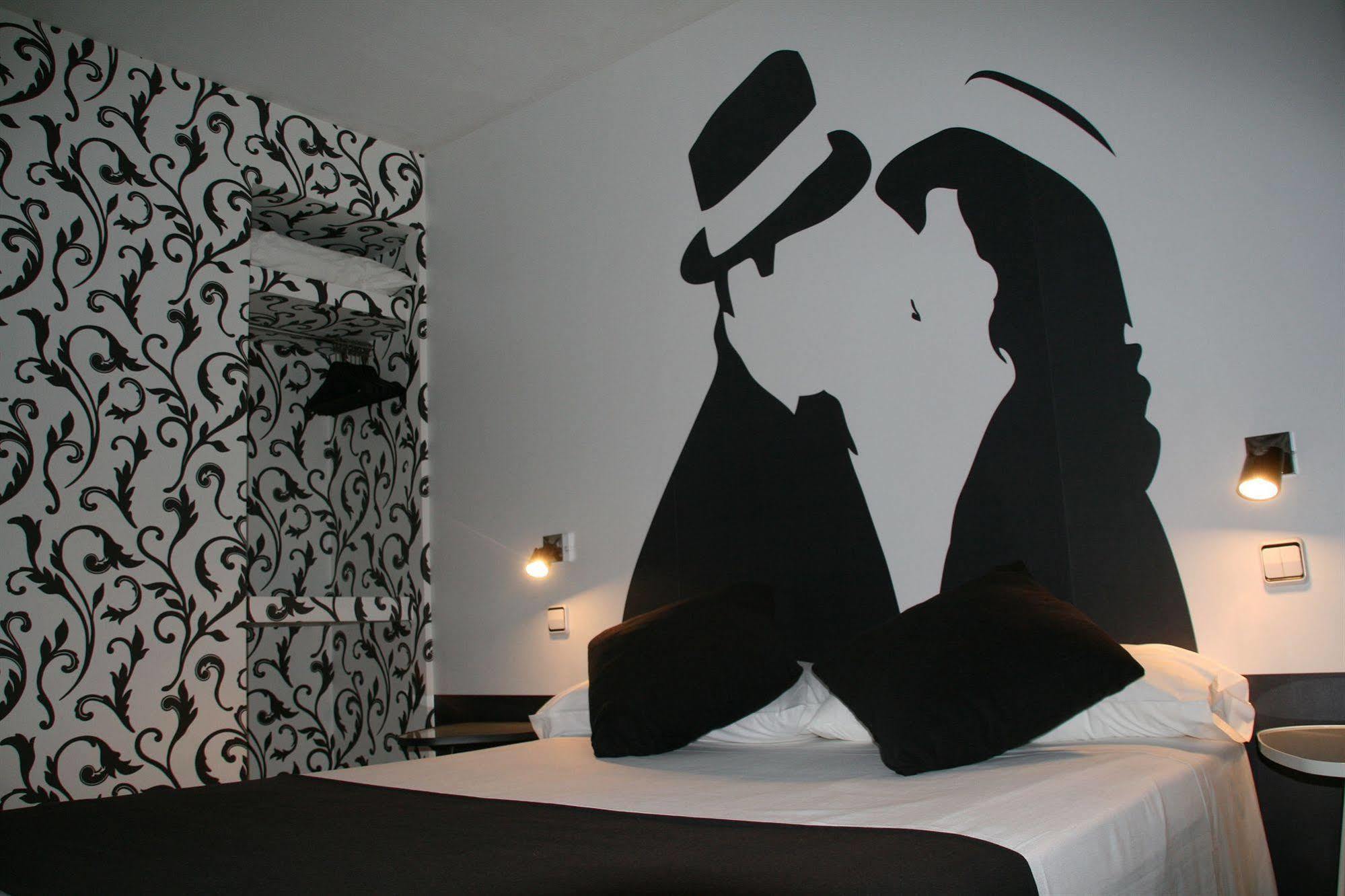 Indiana Hotel 3*