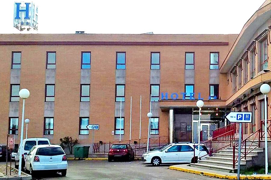 Hotel Humanes 2*