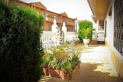 Apartamento Turisticos Cullar Vega