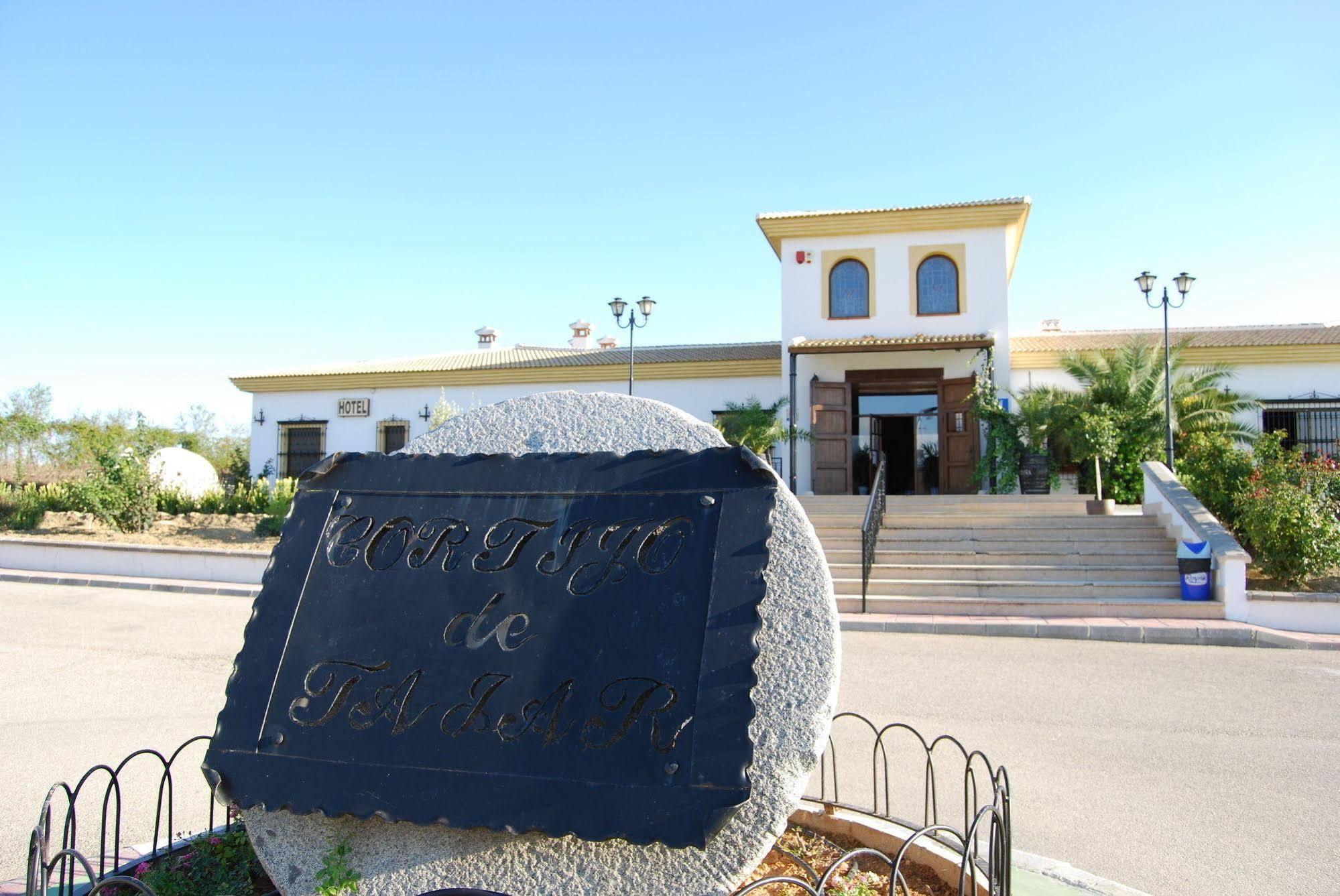 Hotel Cortijo De Tajar