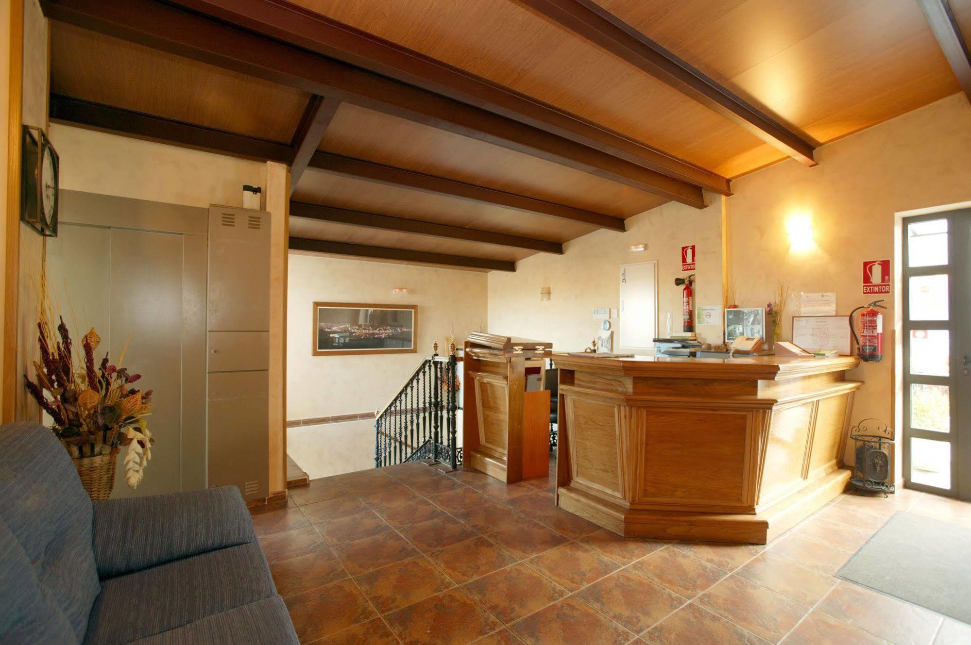 Hotel Murallas Avila