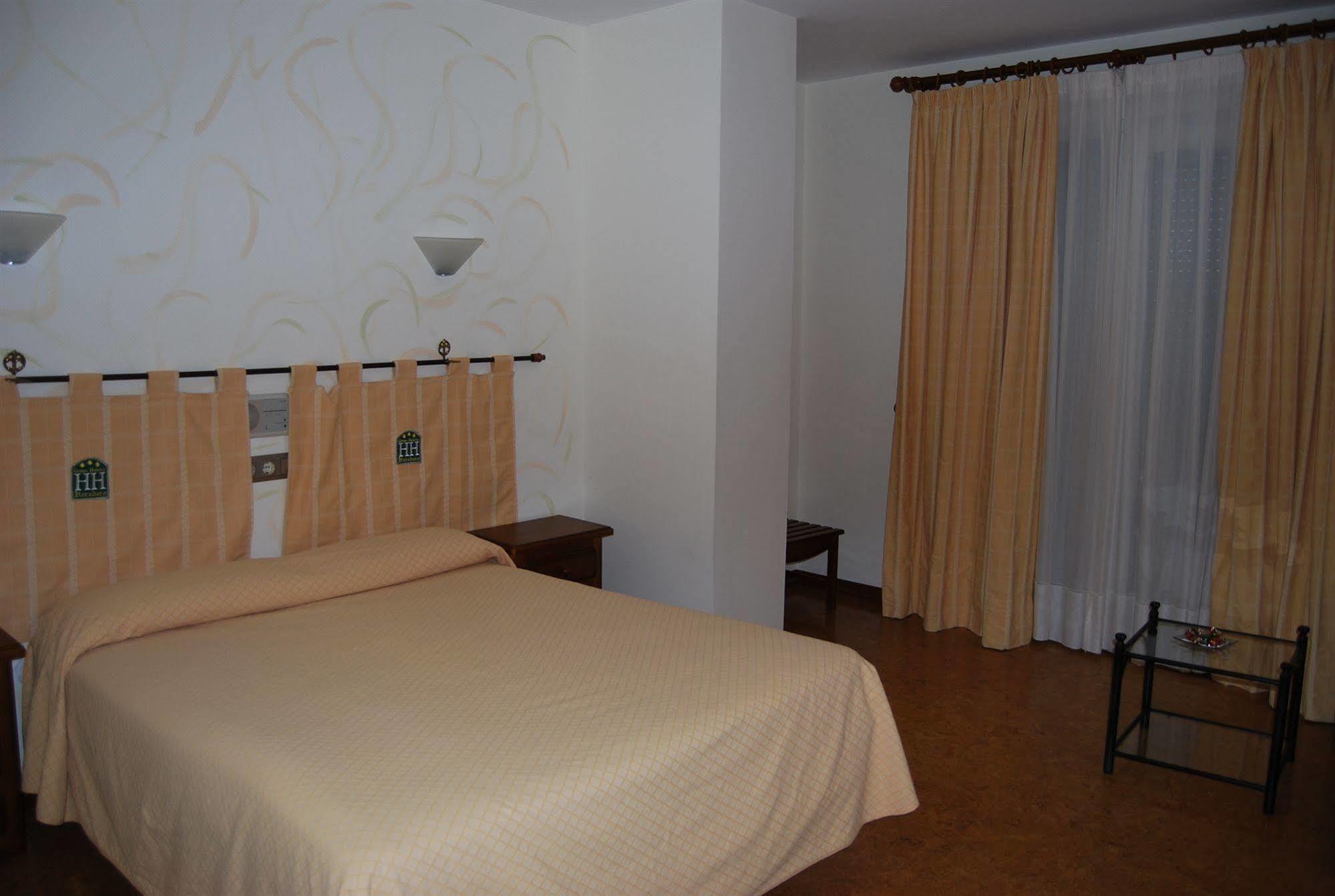 Heredero Hotel