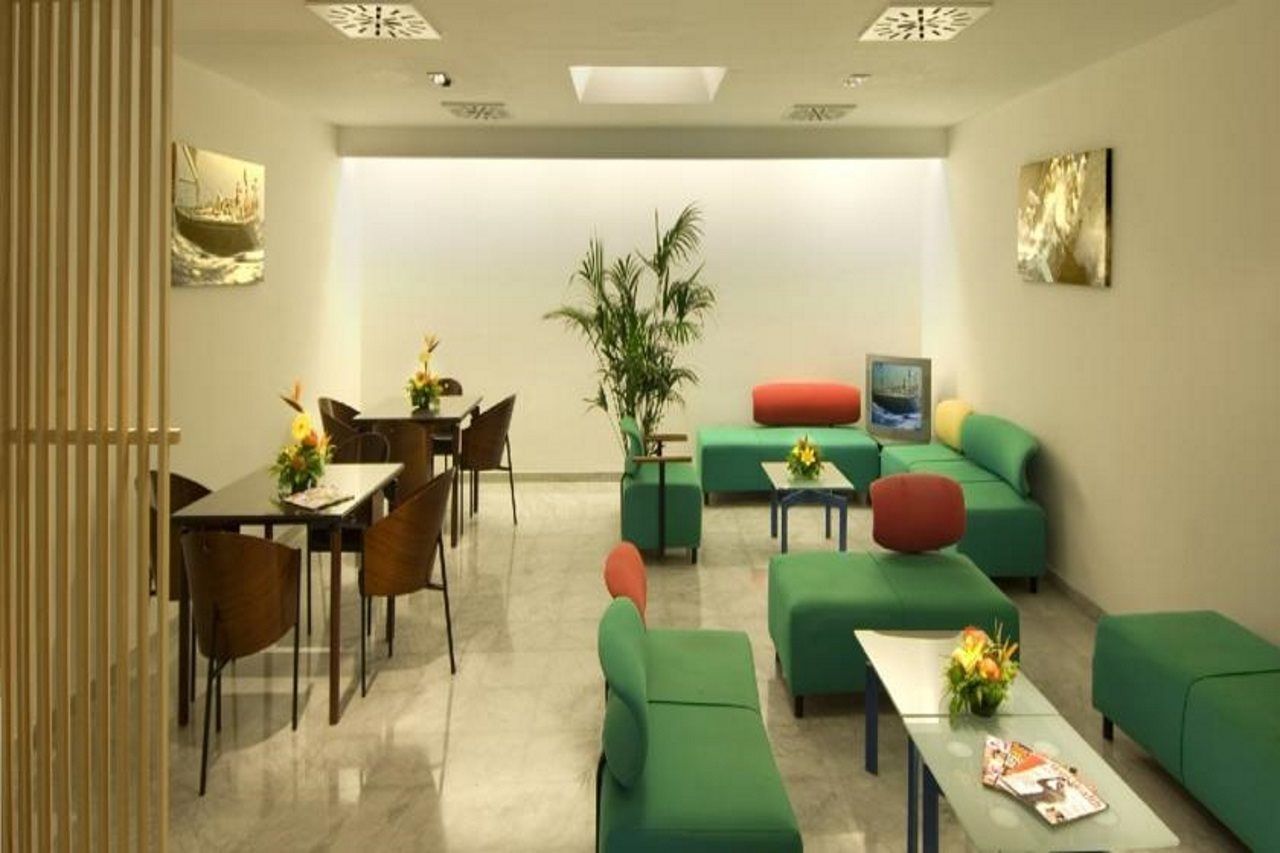 Nautico Hotel 2*