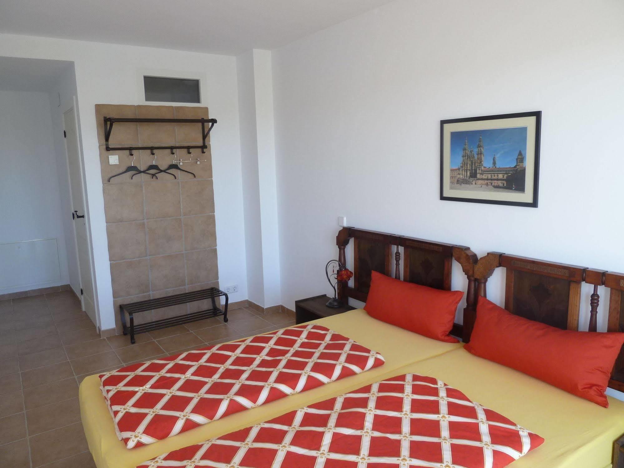 Hostal Moratinos Hotel