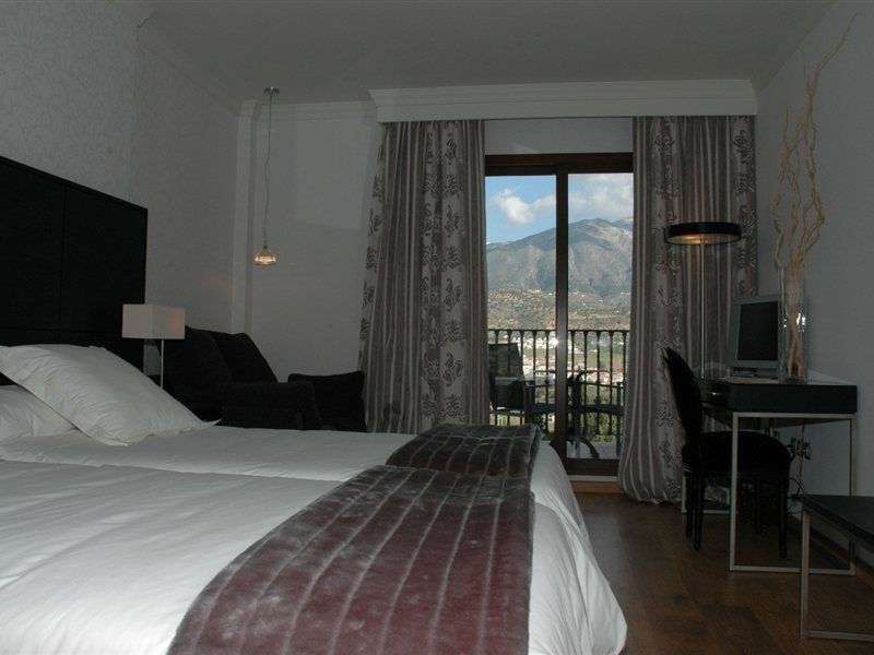 B Bou La Viñuela&spa Hotel Viñuela
